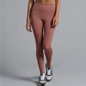 Municipal Elegant Dusty Rose Leggings
